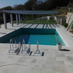 Fourniture et pose de liner pour piscine : choix de matériaux et processus d'installation Albertville